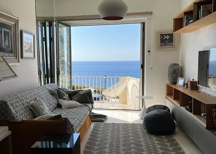 Foxsea - Your Hideaway Xlendi, Gozo